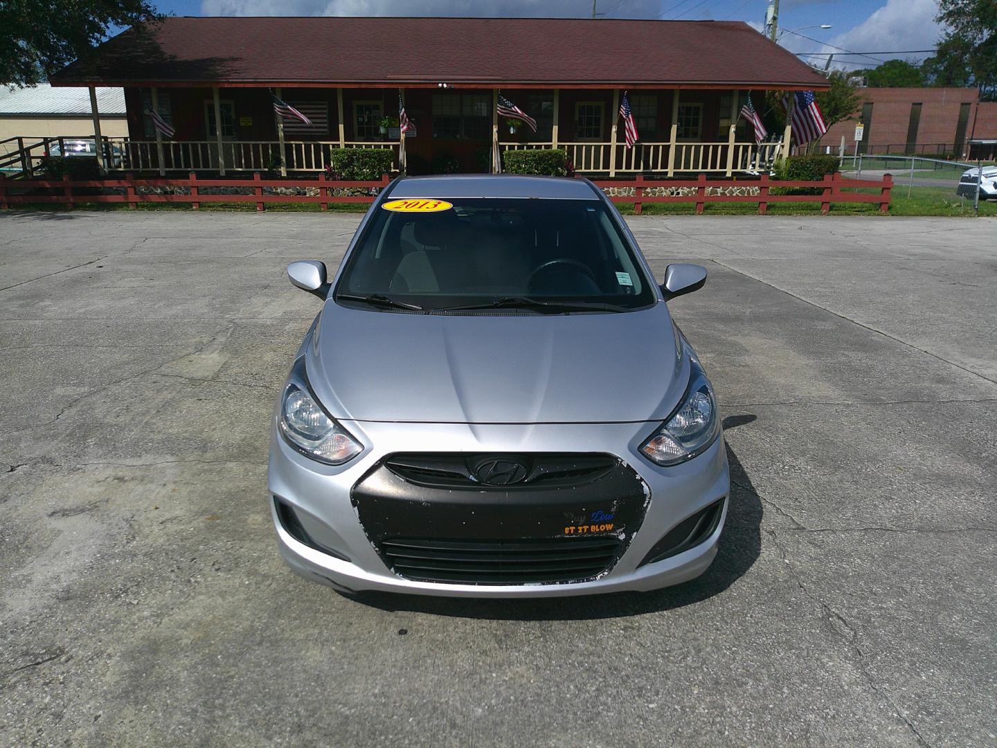 2013 SILVER HYUNDAI ACCENT GS; SE (KMHCT5AE9DU) , located at 1200 Cassat Avenue, Jacksonville, FL, 32205, (904) 695-1885, 30.302404, -81.731033 - Photo#0